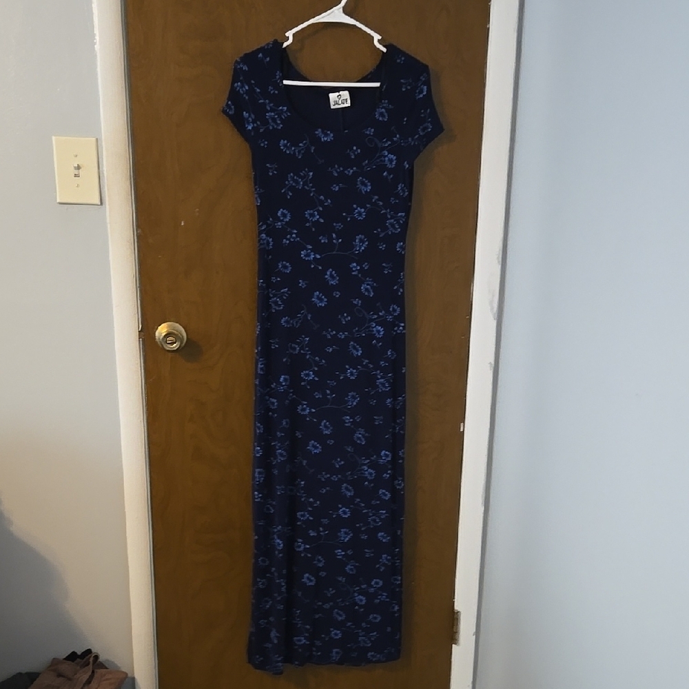 Elegant Navy Blue Floral Dress